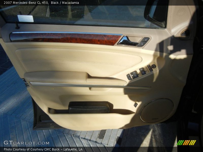 Black / Macadamia 2007 Mercedes-Benz GL 450