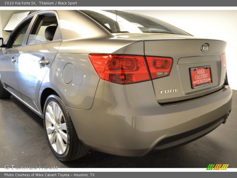 Titanium / Black Sport 2010 Kia Forte SX