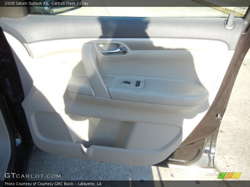 Carbon Flash / Gray 2008 Saturn Outlook XE