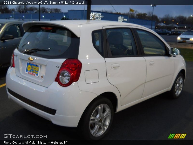 Summit White / Charcoal 2011 Chevrolet Aveo Aveo5 LT