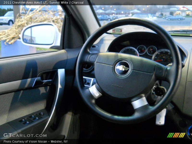 Summit White / Charcoal 2011 Chevrolet Aveo Aveo5 LT
