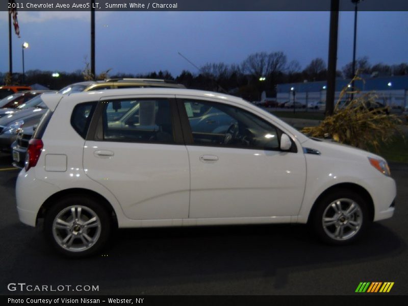 Summit White / Charcoal 2011 Chevrolet Aveo Aveo5 LT