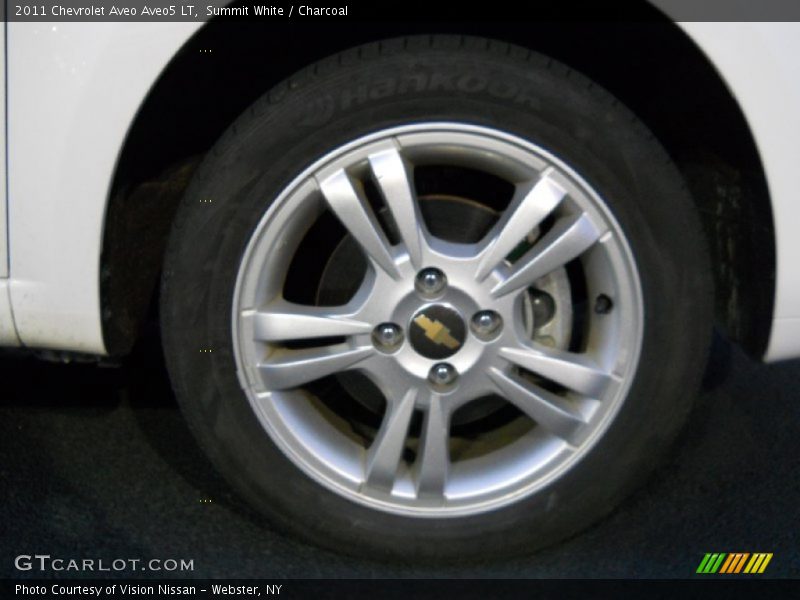 Summit White / Charcoal 2011 Chevrolet Aveo Aveo5 LT