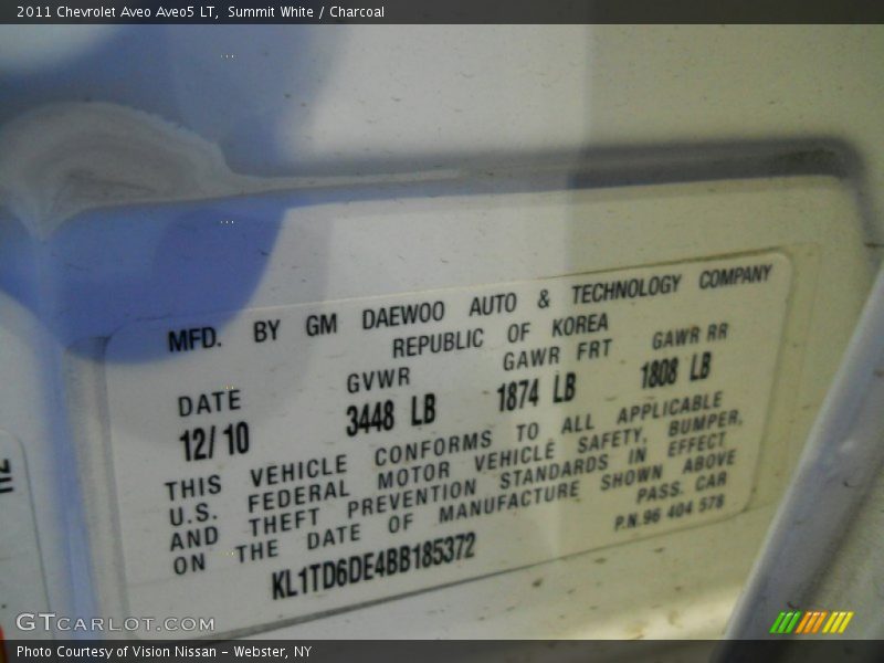 Summit White / Charcoal 2011 Chevrolet Aveo Aveo5 LT