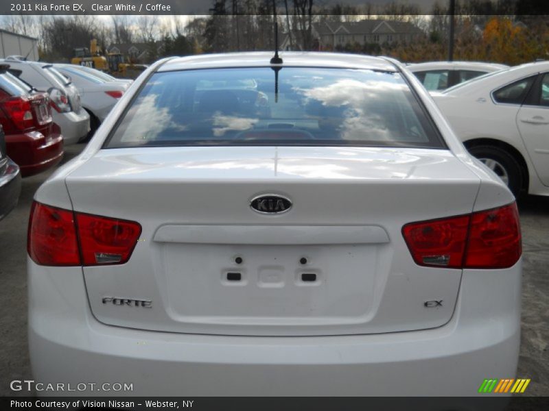 Clear White / Coffee 2011 Kia Forte EX