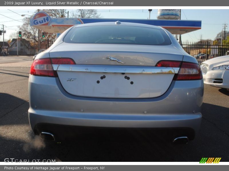 Liquid Silver Metallic / Charcoal/Charcoal 2009 Jaguar XF Luxury