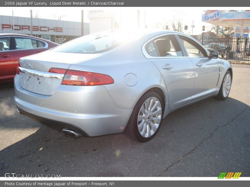 Liquid Silver Metallic / Charcoal/Charcoal 2009 Jaguar XF Luxury