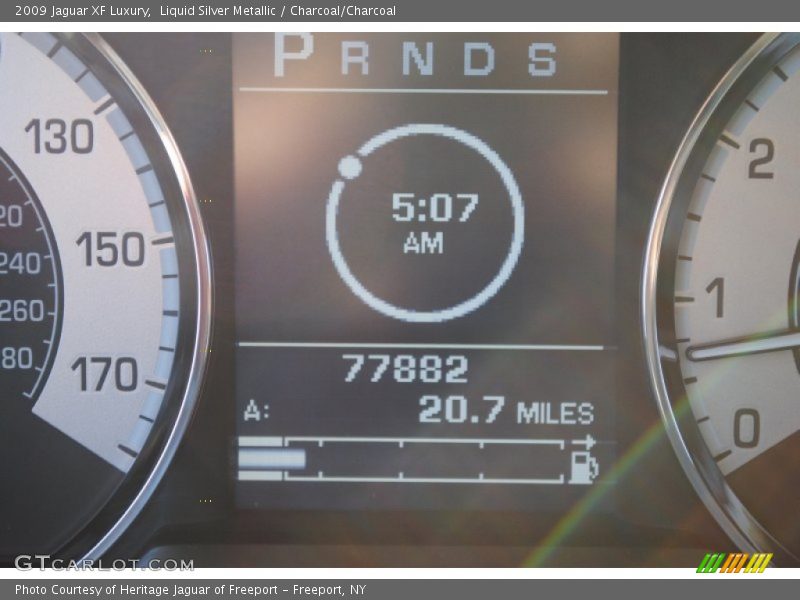 Liquid Silver Metallic / Charcoal/Charcoal 2009 Jaguar XF Luxury