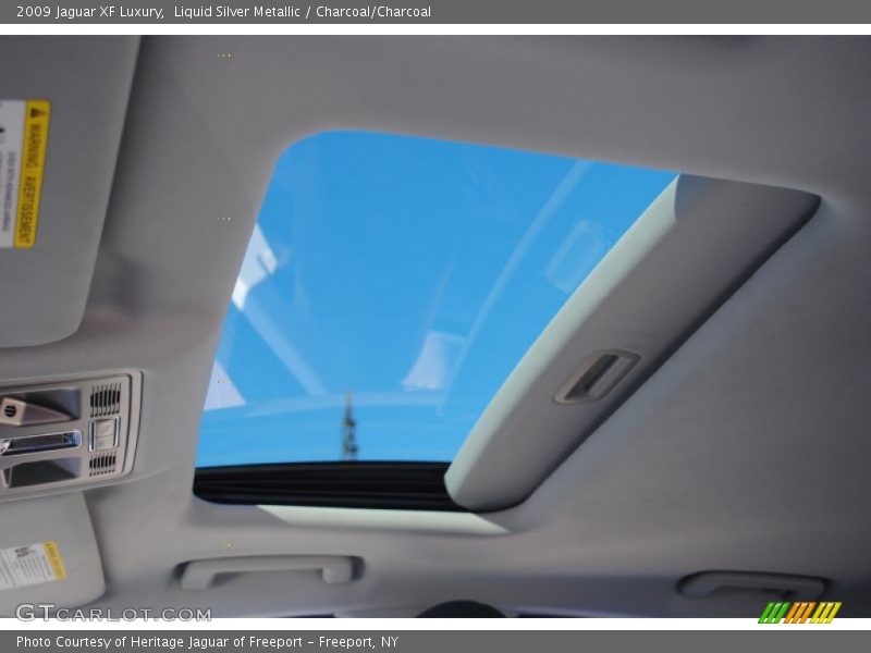 Liquid Silver Metallic / Charcoal/Charcoal 2009 Jaguar XF Luxury