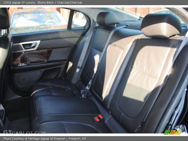 Ebony Black / Charcoal/Charcoal 2009 Jaguar XF Luxury