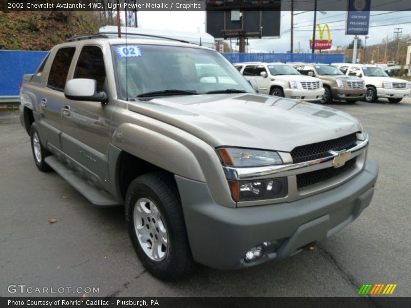 Light Pewter Metallic / Graphite 2002 Chevrolet Avalanche 4WD