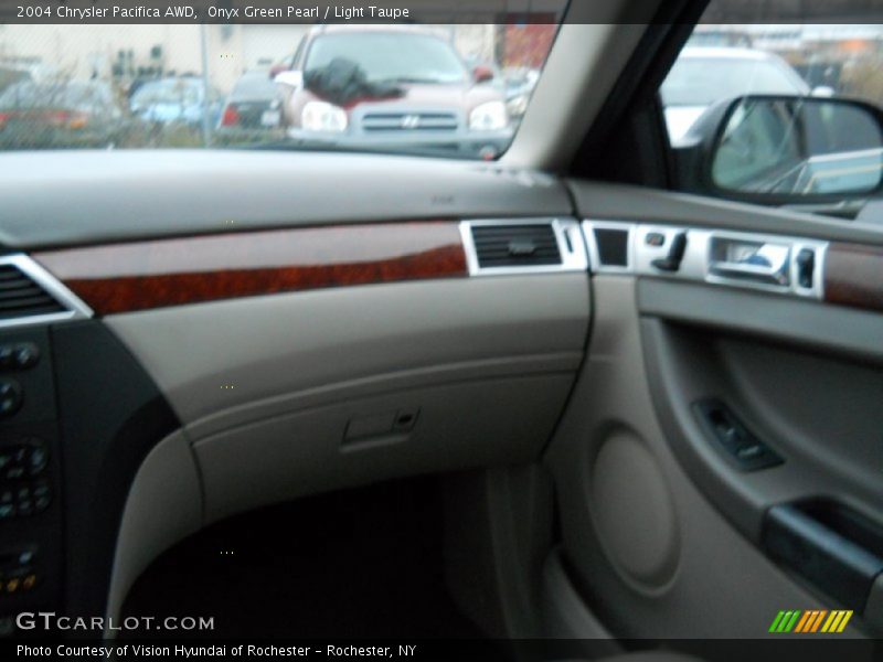 Onyx Green Pearl / Light Taupe 2004 Chrysler Pacifica AWD