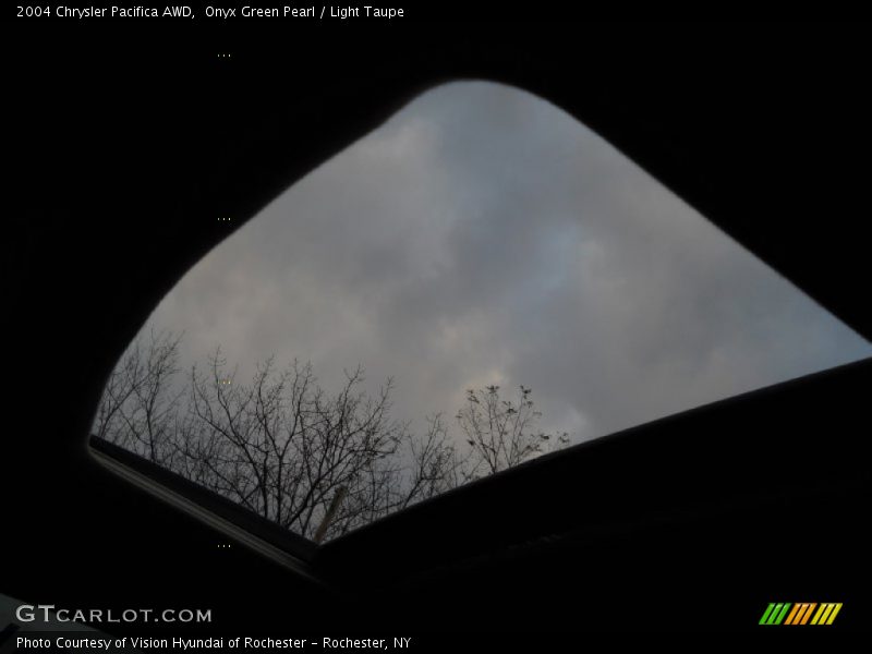 Onyx Green Pearl / Light Taupe 2004 Chrysler Pacifica AWD