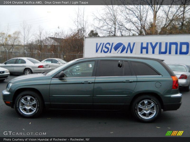 Onyx Green Pearl / Light Taupe 2004 Chrysler Pacifica AWD