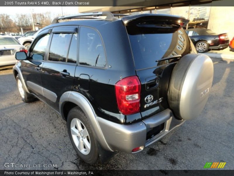 Black / Dark Charcoal 2005 Toyota RAV4 S 4WD