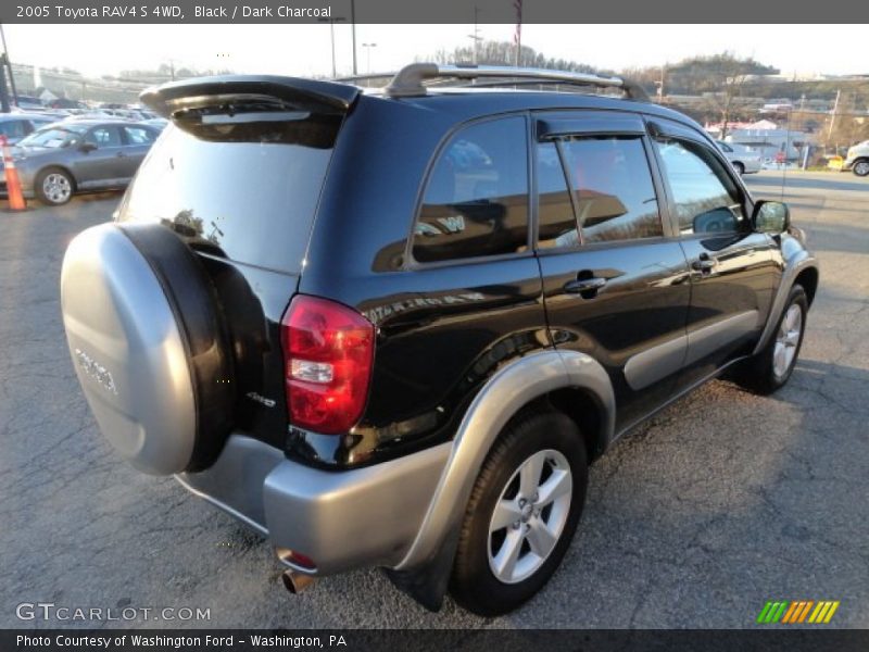 Black / Dark Charcoal 2005 Toyota RAV4 S 4WD