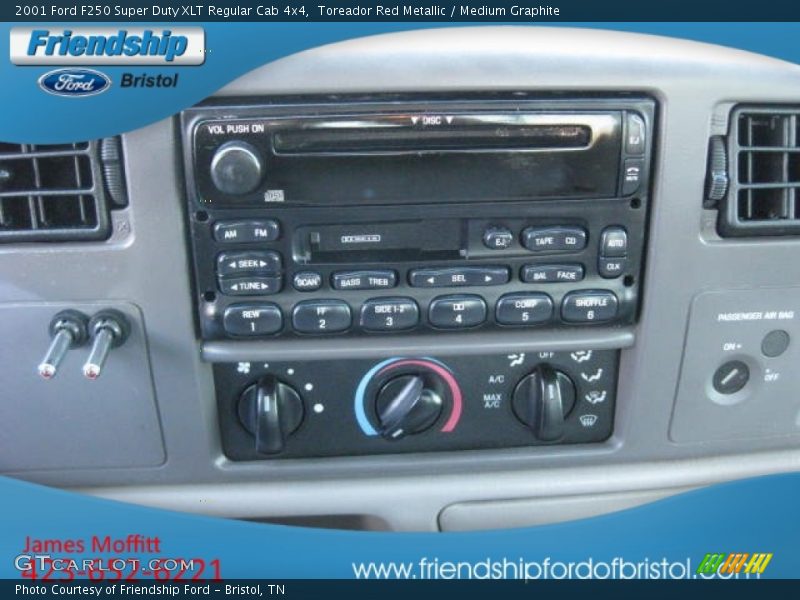 Toreador Red Metallic / Medium Graphite 2001 Ford F250 Super Duty XLT Regular Cab 4x4