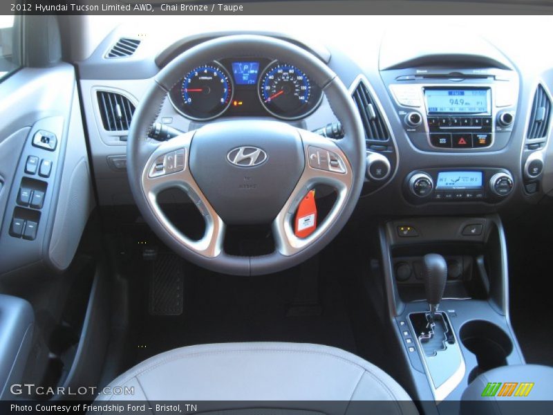 Dashboard of 2012 Tucson Limited AWD