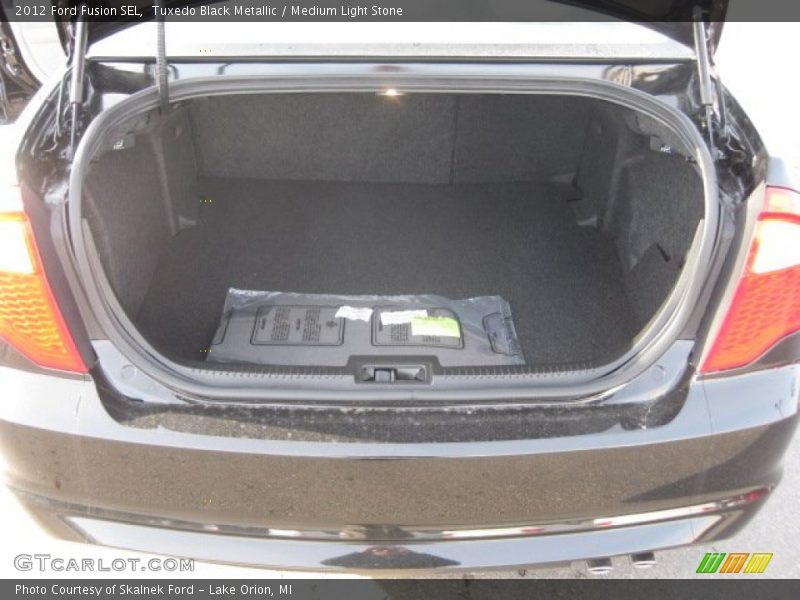 Tuxedo Black Metallic / Medium Light Stone 2012 Ford Fusion SEL