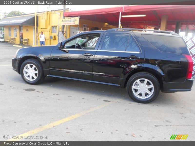 Black Raven / Light Gray 2005 Cadillac SRX V6