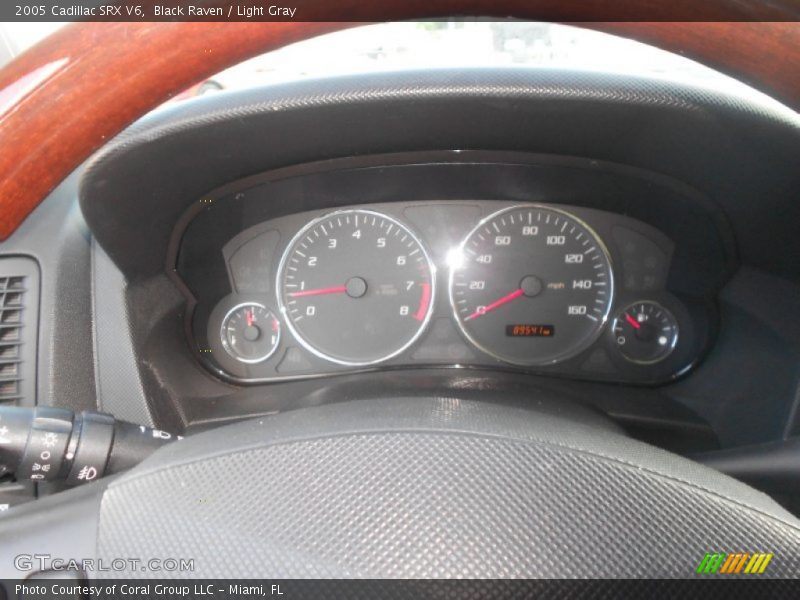 Black Raven / Light Gray 2005 Cadillac SRX V6