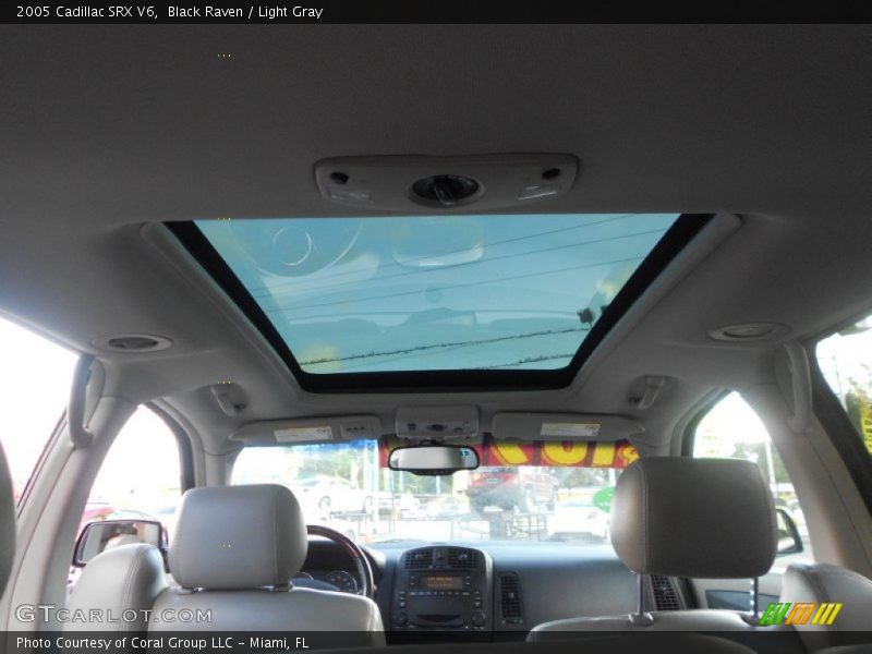 Black Raven / Light Gray 2005 Cadillac SRX V6