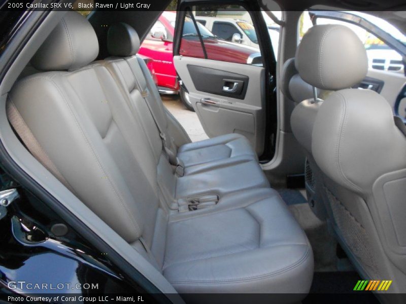 Black Raven / Light Gray 2005 Cadillac SRX V6