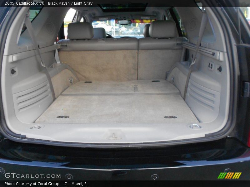 Black Raven / Light Gray 2005 Cadillac SRX V6