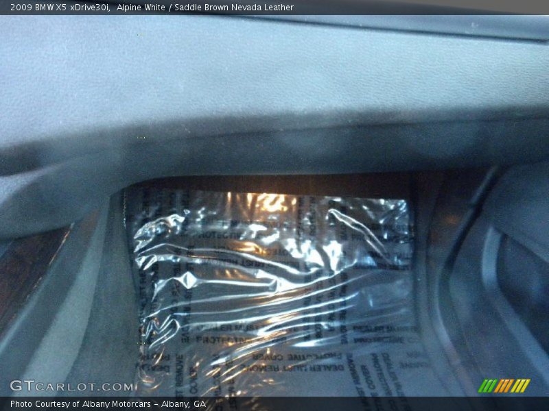 Alpine White / Saddle Brown Nevada Leather 2009 BMW X5 xDrive30i