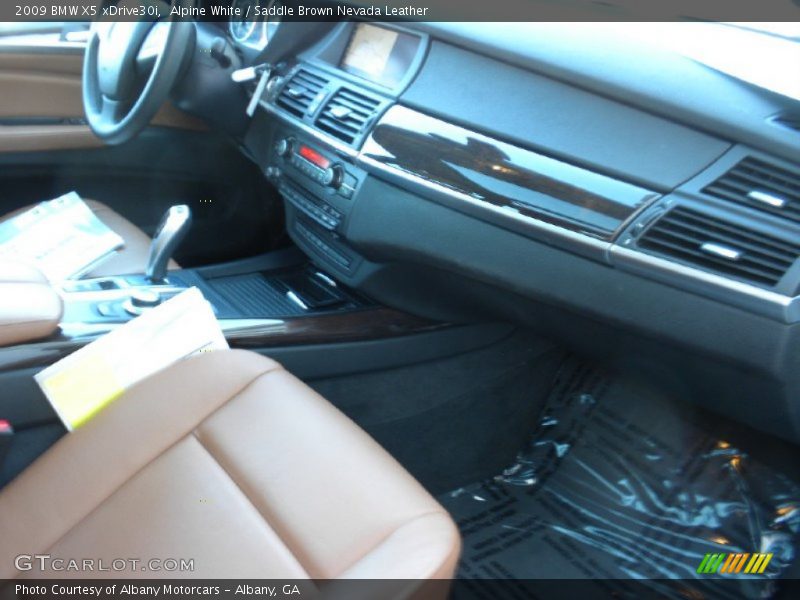 Alpine White / Saddle Brown Nevada Leather 2009 BMW X5 xDrive30i