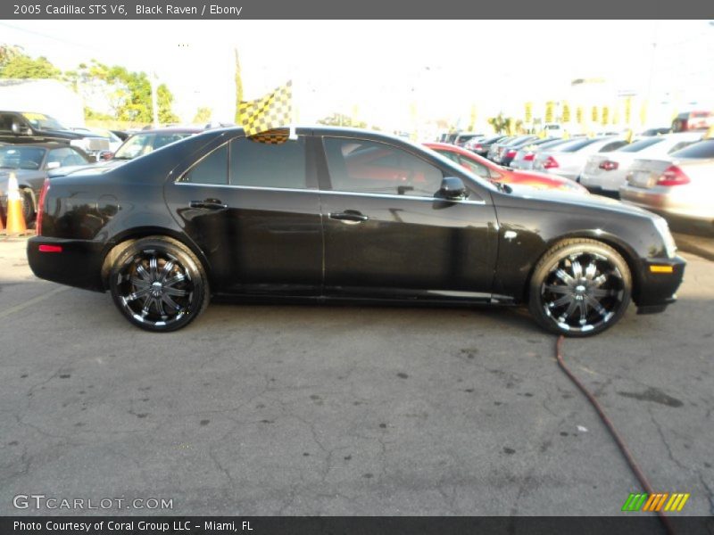 Black Raven / Ebony 2005 Cadillac STS V6