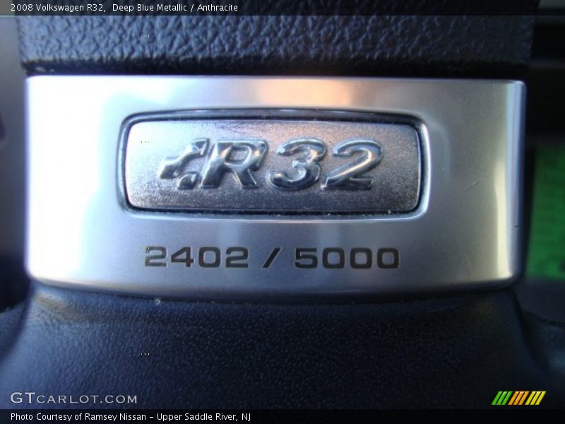 Deep Blue Metallic / Anthracite 2008 Volkswagen R32