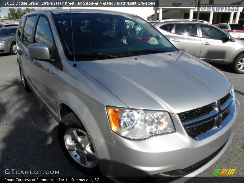 Bright Silver Metallic / Black/Light Graystone 2011 Dodge Grand Caravan Mainstreet