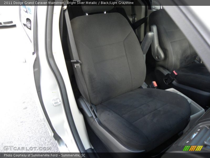 Bright Silver Metallic / Black/Light Graystone 2011 Dodge Grand Caravan Mainstreet