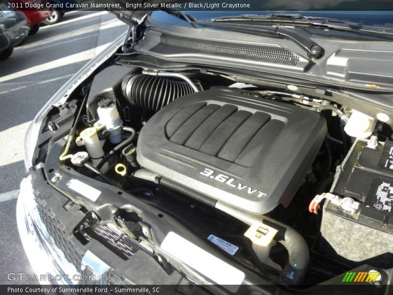 Bright Silver Metallic / Black/Light Graystone 2011 Dodge Grand Caravan Mainstreet