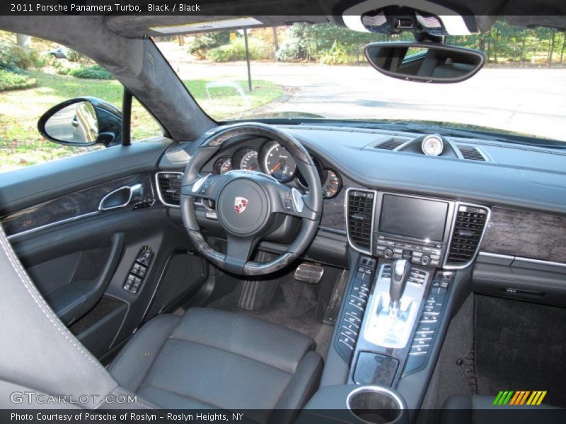 Dashboard of 2011 Panamera Turbo