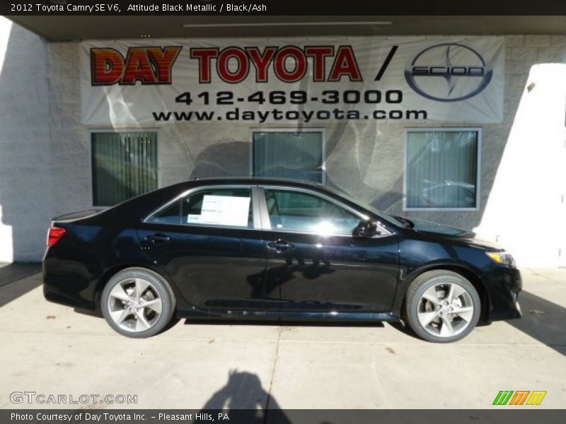Attitude Black Metallic / Black/Ash 2012 Toyota Camry SE V6