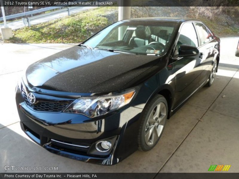 Attitude Black Metallic / Black/Ash 2012 Toyota Camry SE V6