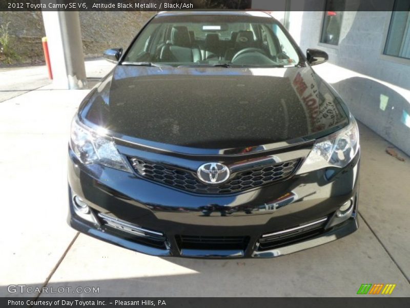 Attitude Black Metallic / Black/Ash 2012 Toyota Camry SE V6