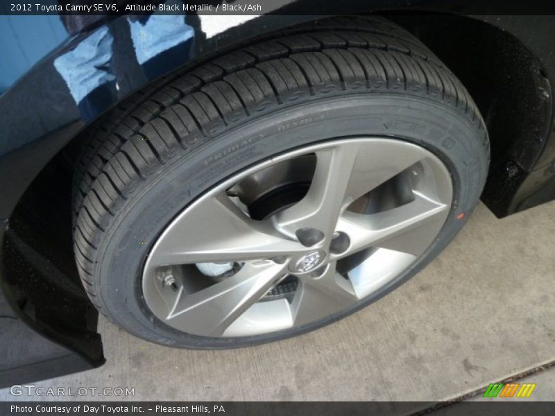 Attitude Black Metallic / Black/Ash 2012 Toyota Camry SE V6
