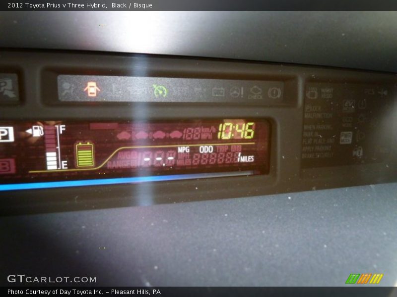Black / Bisque 2012 Toyota Prius v Three Hybrid