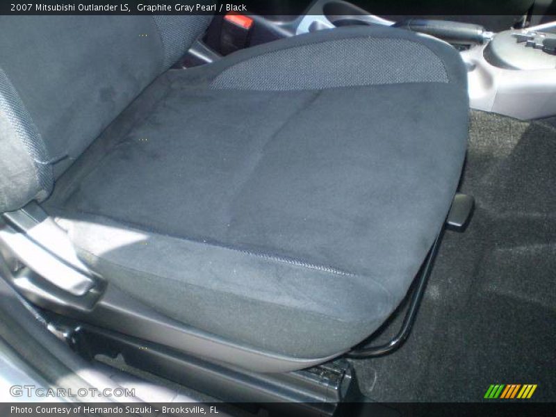 Graphite Gray Pearl / Black 2007 Mitsubishi Outlander LS