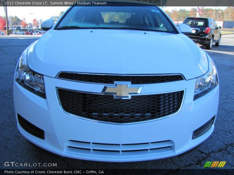 Summit White / Medium Titanium 2012 Chevrolet Cruze LT