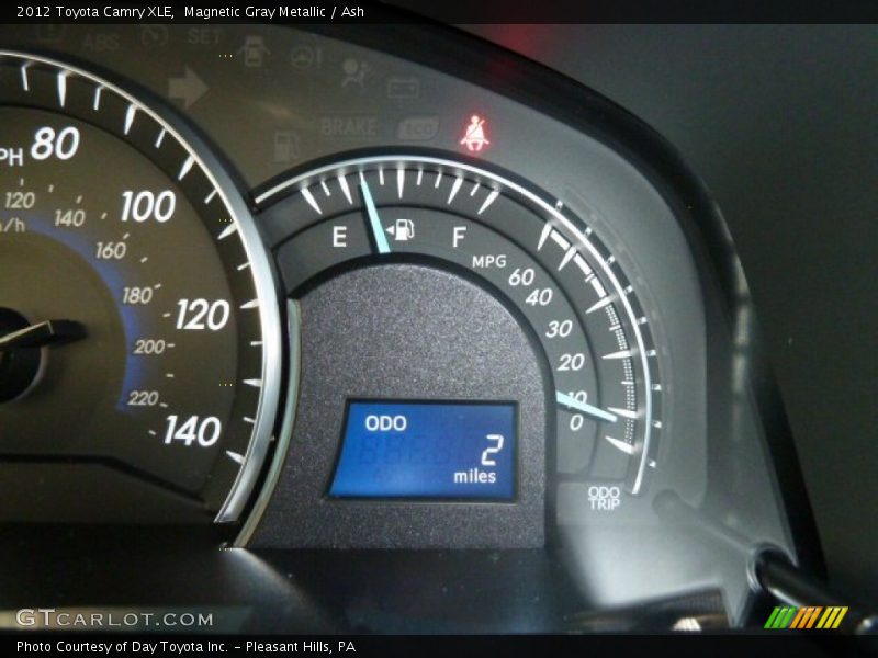 Magnetic Gray Metallic / Ash 2012 Toyota Camry XLE