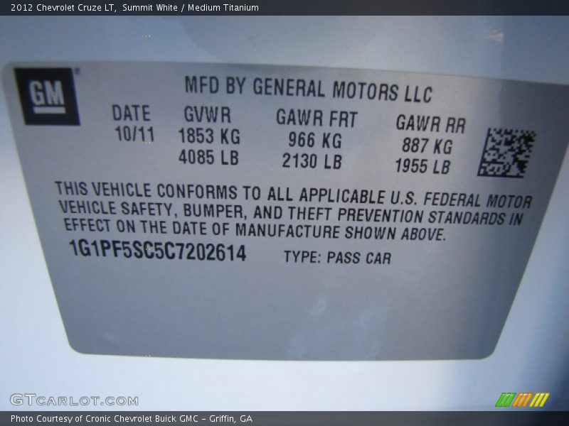 Summit White / Medium Titanium 2012 Chevrolet Cruze LT