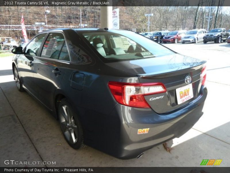 Magnetic Gray Metallic / Black/Ash 2012 Toyota Camry SE V6