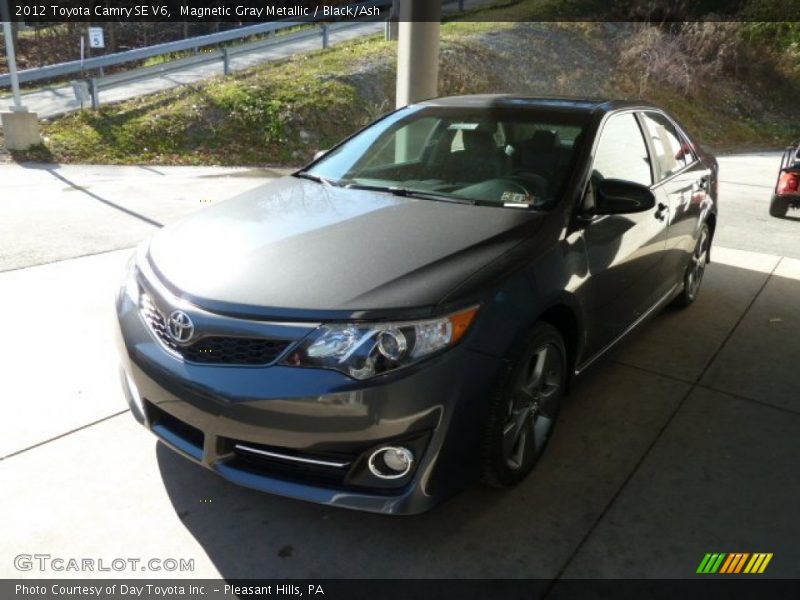 Magnetic Gray Metallic / Black/Ash 2012 Toyota Camry SE V6