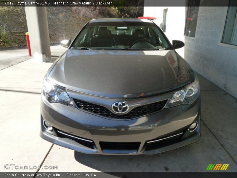 Magnetic Gray Metallic / Black/Ash 2012 Toyota Camry SE V6