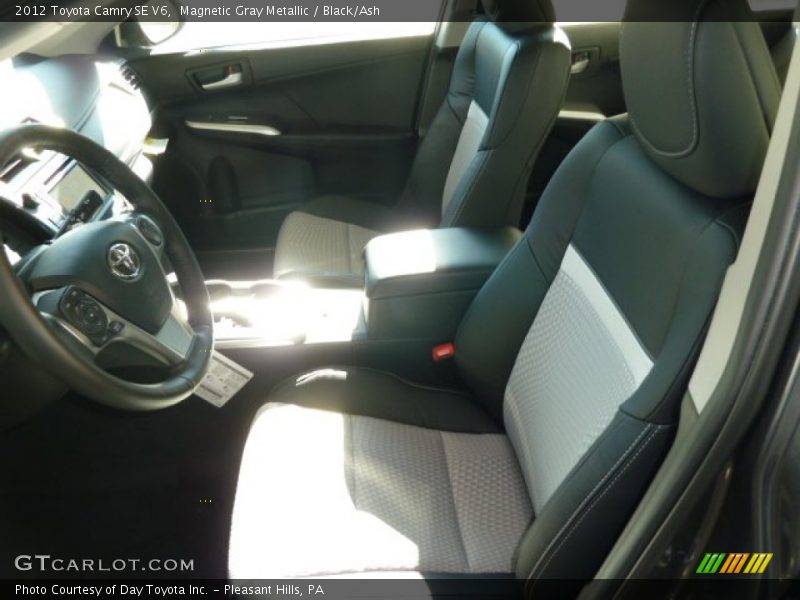 Magnetic Gray Metallic / Black/Ash 2012 Toyota Camry SE V6