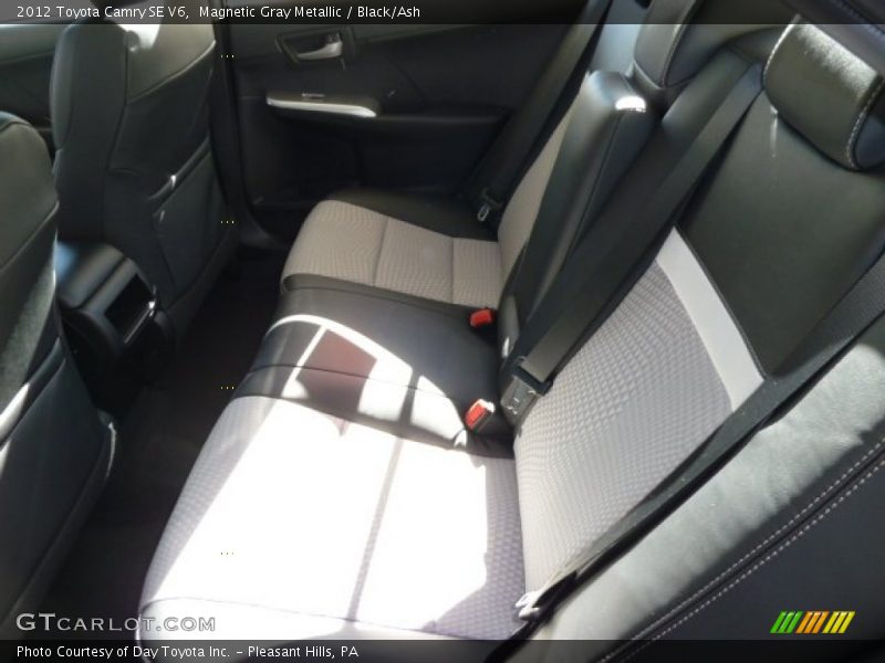 Magnetic Gray Metallic / Black/Ash 2012 Toyota Camry SE V6